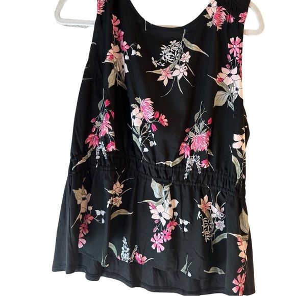 A New Day Floral Tank/Blouse - solid black back‎ - Large - Cute for summer - Picture 1 of 4